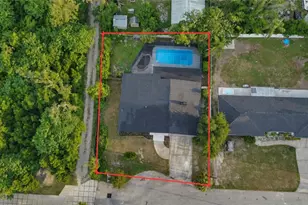 5627 Oakland Dr, Tampa, FL 33617 - Photo 46