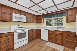 2178 Marquita Dr, Dunedin, FL 34698 - Photo 18