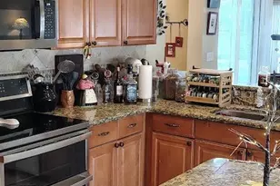 811 Sand Ridge Dr, Valrico, FL 33594 - Photo 12