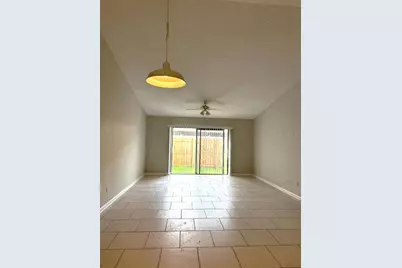 11411 Midfield Way, Tampa, FL 33624 - Photo 8