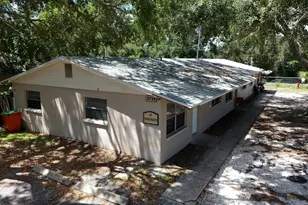 3735 141st Pl, Largo, FL 33771 - Photo 2