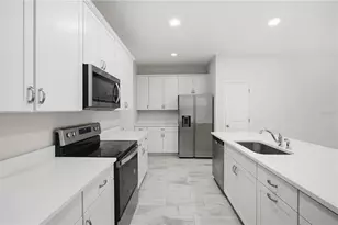 10907 Quickwater Ct, Riverview, FL 33569 - Photo 4
