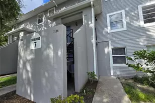 7186 E Bank Dr, Tampa, FL 33617 - Photo 2