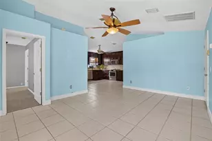 1101 27th Ave S, Saint Petersburg, FL 33705 - Photo 6