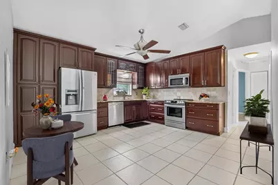 1101 27th Avenue S, Saint Petersburg, FL 33705 - Photo 10