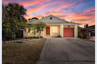 1101 27th Avenue S, Saint Petersburg, FL 33705 - Photo 1