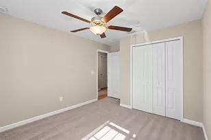 3166 Oyster Cv St, Wimauma, FL 33598 - Photo 14