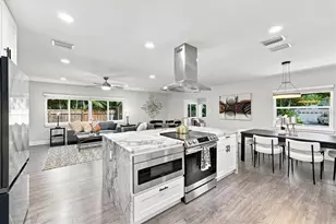 135 24th Ave SE, Saint Petersburg, FL 33705 - Photo 14