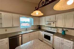 2220 Spanish Dr, Clearwater, FL 33763 - Photo 16