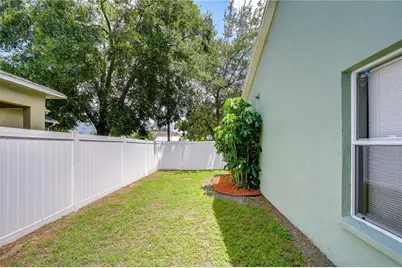 8736 Morrison Oaks Court, Temple Terrace, FL 33637 - Photo 40