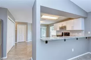 8736 Morrison Oaks Ct, Temple Terrace, FL 33637 - Photo 14