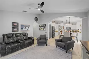 2022 Samantha Ln, Valrico, FL 33594 - Photo 30