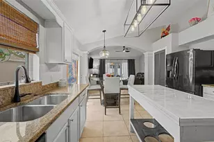 2022 Samantha Ln, Valrico, FL 33594 - Photo 22
