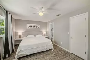 11288 60th Ave, Seminole, FL 33772 - Photo 18
