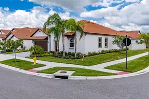 17509 Holly Wl Ave, Wimauma, FL 33598 - Photo 2