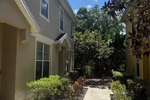 6730 Eagle Feather Dr, Riverview, FL 33578 - Photo 4