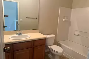 6730 Eagle Feather Dr, Riverview, FL 33578 - Photo 28