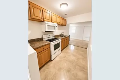 1125 13th Avenue S, Saint Petersburg, FL 33705 - Photo 2
