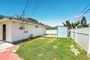 1126 15th Ave SW, Vero Beach, FL 32962 - Photo 30