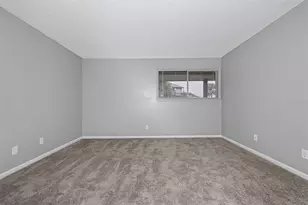 6338 Newtown Cir, Tampa, FL 33615 - Photo 16