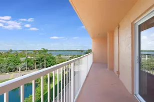 7430 Sunshine Skyway Ln S, Saint Petersburg, FL 33711 - Photo 20