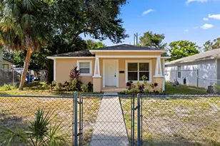 980 13th Ave S, Saint Petersburg, FL 33705 - Photo 2