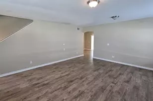 32440 Spring Corral Ct, Wesley Chapel, FL 33545 - Photo 4