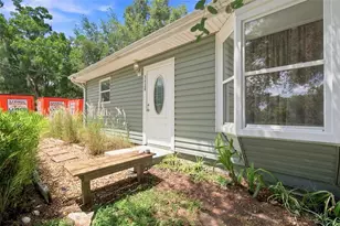 3426 Riverview Dr, Tampa, FL 33604 - Photo 8