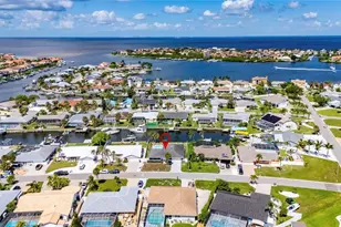 6314 Wisteria Ln, Apollo Beach, FL 33572 - Photo 4