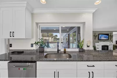 6314 Wisteria Lane, Apollo Beach, FL 33572 - Photo 18