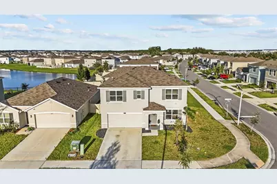 8210 Dolphin Bluff Boulevard, Wesley Chapel, FL 33545 - Photo 4