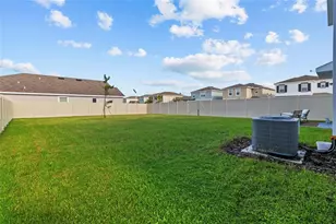 8210 Dolphin Blf Blvd, Wesley Chapel, FL 33545 - Photo 34