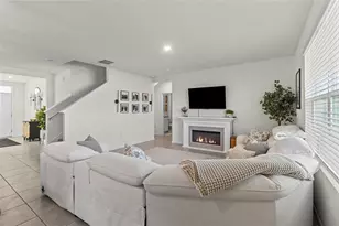 8210 Dolphin Blf Blvd, Wesley Chapel, FL 33545 - Photo 12