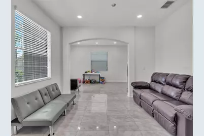 5063 Ivory Stone Drive, Wimauma, FL 33598 - Photo 8