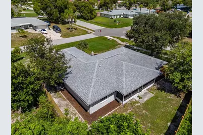 6711 Conetta Drive, Sarasota, FL 34243 - Photo 30
