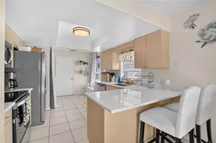 9063 Dixiana Villa Cir, Tampa, FL 33635 - Photo 12