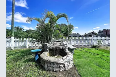 9507 Six Mile Creek Road, Tampa, FL 33610 - Photo 4
