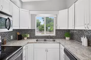 5520 8th Ave N, Saint Petersburg, FL 33710 - Photo 18