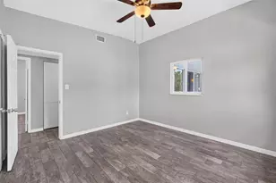 5520 8th Ave N, Saint Petersburg, FL 33710 - Photo 32