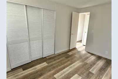 347 Mount Saxon Avenue NE #324, Saint Petersburg, FL 33702 - Photo 8