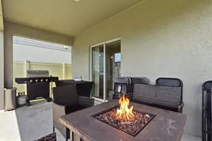 22320 Pleasant Morning Dr, Land O Lakes, FL 34637 - Photo 18