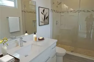 4102 N Thatcher Ave, Tampa, FL 33614 - Photo 12