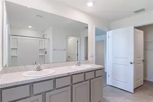 7737 Rosewood Garden Loop, Tampa, FL 33637 - Photo 60