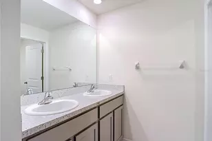 7737 Rosewood Garden Loop, Tampa, FL 33637 - Photo 72