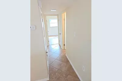 10827 Village Green Avenue, Seminole, FL 33772 - Photo 24