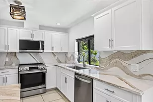 114 12th St, Belleair Beach, FL 33786 - Photo 8