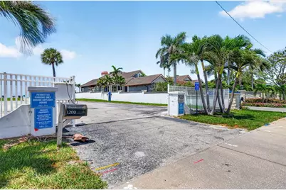 114 12th Street, Belleair Beach, FL 33786 - Photo 38