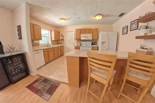 12215 Orchid Ln, Thonotosassa, FL 33592 - Photo 8