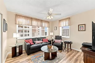 6450 Shoreline Dr, Seminole, FL 33708 - Photo 6