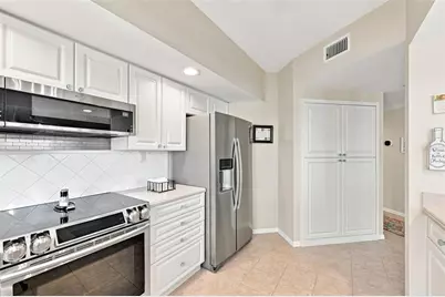 6450 Shoreline Drive #9306, Seminole, FL 33708 - Photo 16